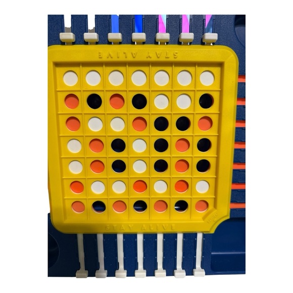 Stay Alive Milton Bradley Board Game from 1978 Board Only No Marbles - Picture 7 of 7